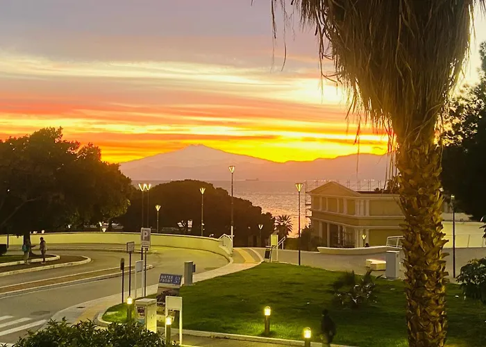Ill Balcone Sullo Stretto Reggio di Calabria