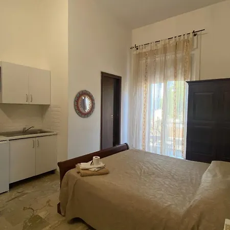 فندق مبيت وإفطار Ill Balcone Sullo Stretto ريجّو دي كالابريا
