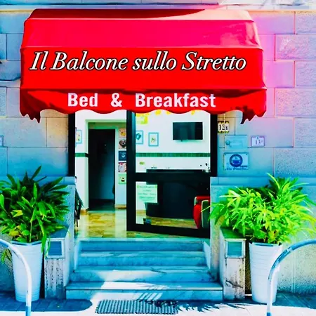 Ill Balcone Sullo Stretto 3*